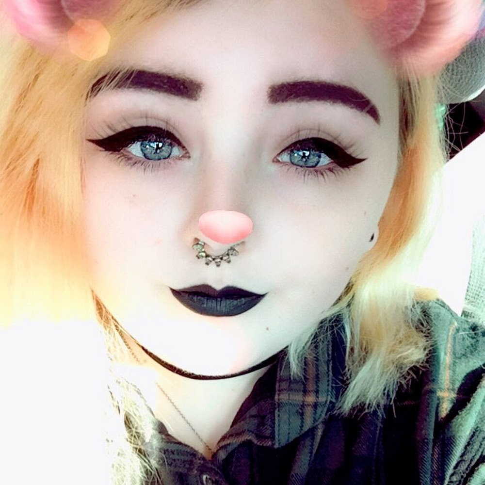 Meet your Posher, Connie